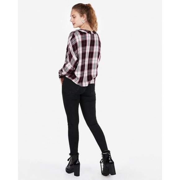Express Plaid Tie Hem Top M - Picture 3 of 4